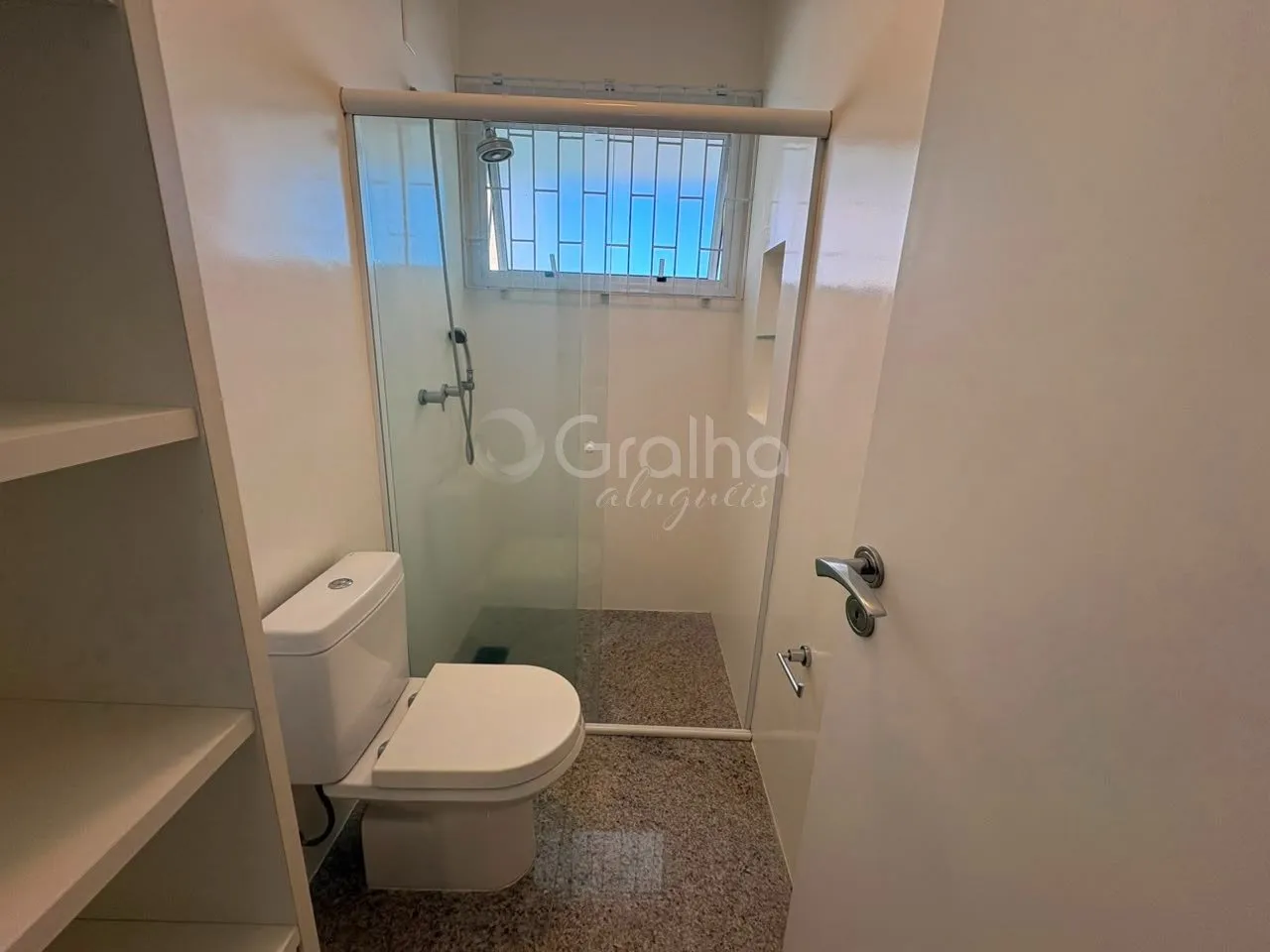 Мебльований будинок 868 м² з 3 люксами та 9 місцями — photo 73