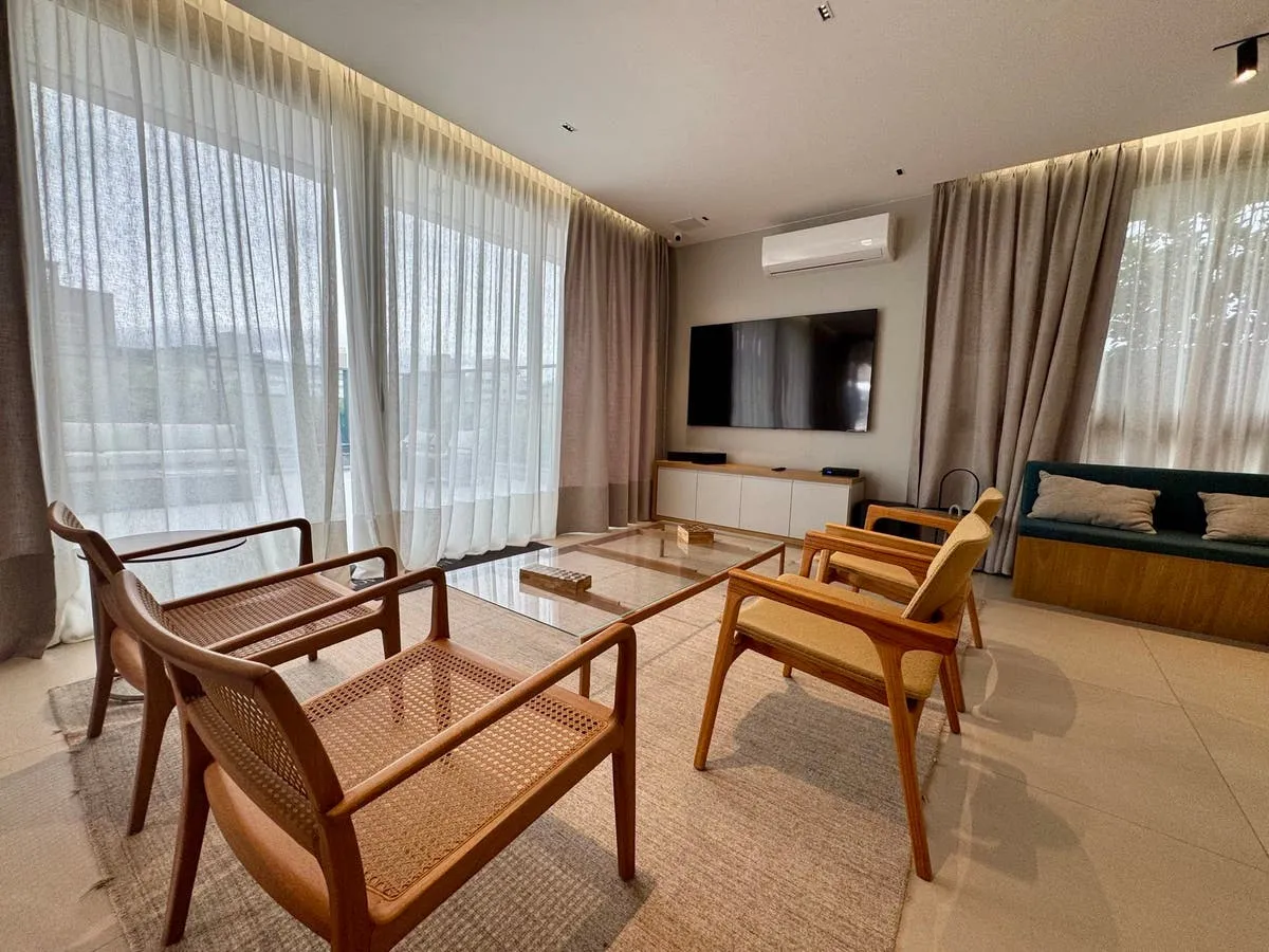 Вид на воду и 3 спальни: квартира 95 м² — photo 29