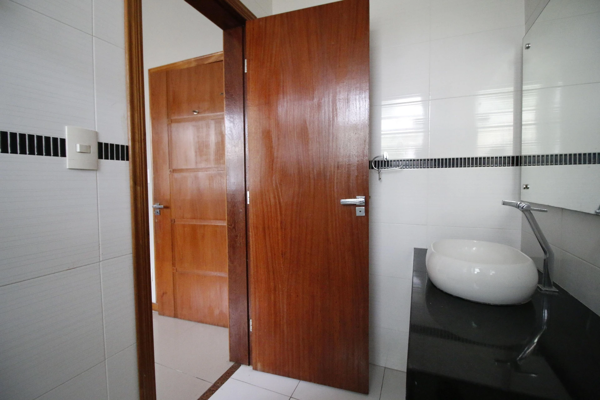Condo house with 4 bedrooms and 2 en-suites, 3 parking — photo 51