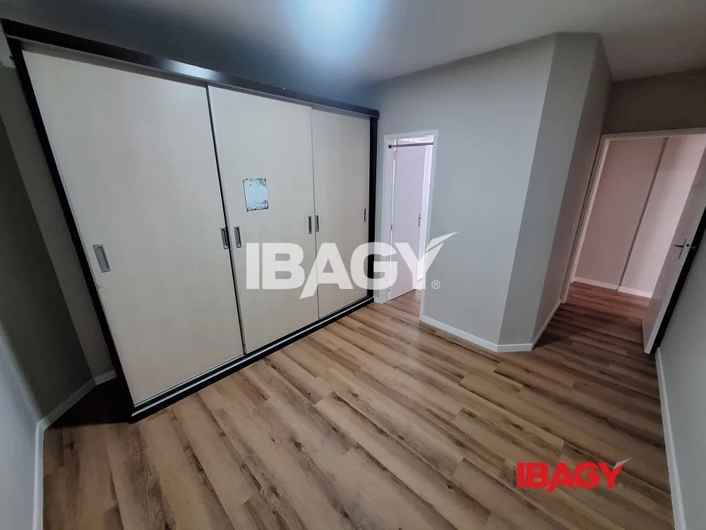 2-bedroom apartment with a suite and 69 m² — photo 4