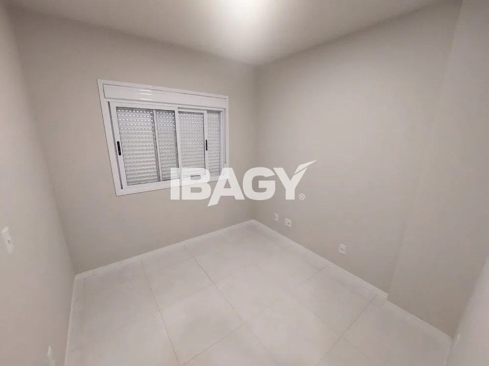 3-bedroom apartment with a grill on the balcony — photo 16