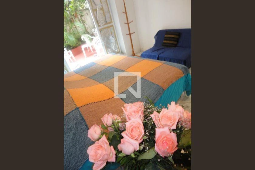 Furnished apartment with 4 bedrooms and 120 m² — photo 9