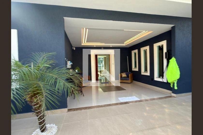 Будинок 750 м² з панорамними вікнами та заскленим балконом — photo 25