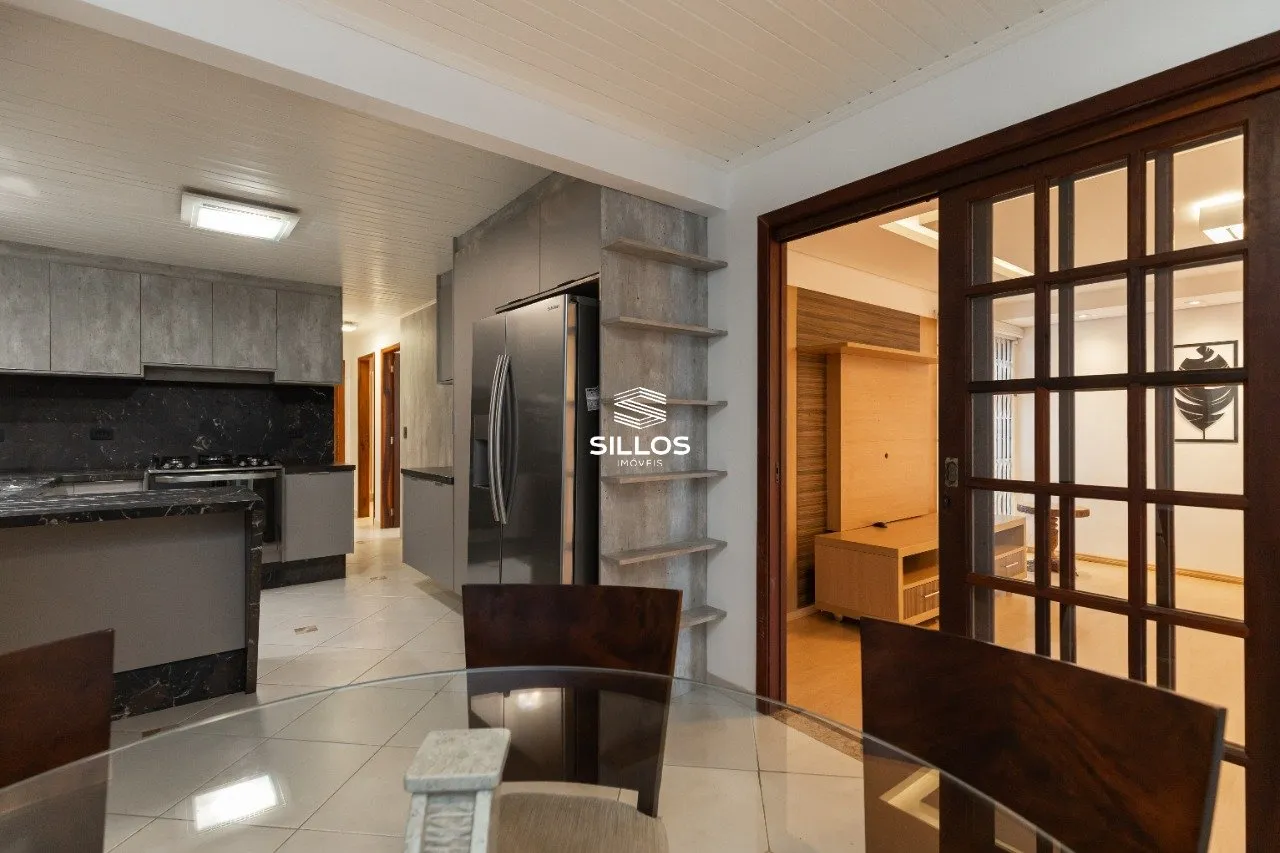 Spacious 4-bedroom house with gas kitchen and 3 parking