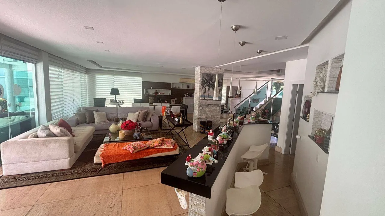 Unfurnished house with 5 bedrooms and 5 baths — photo 19