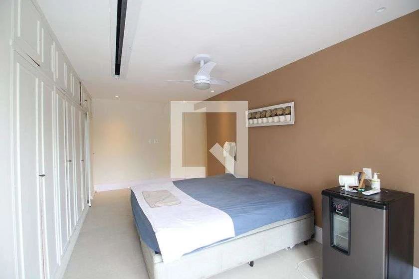 Rental penthouse with 4 bedrooms and terrace — photo 30