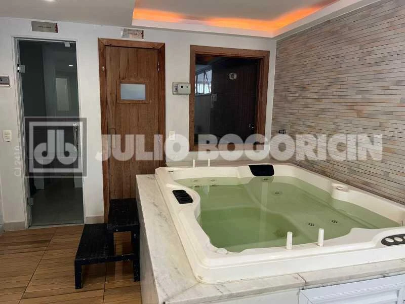 Apartamento com 2 dormitórios e lavanderia com máquina — photo 22