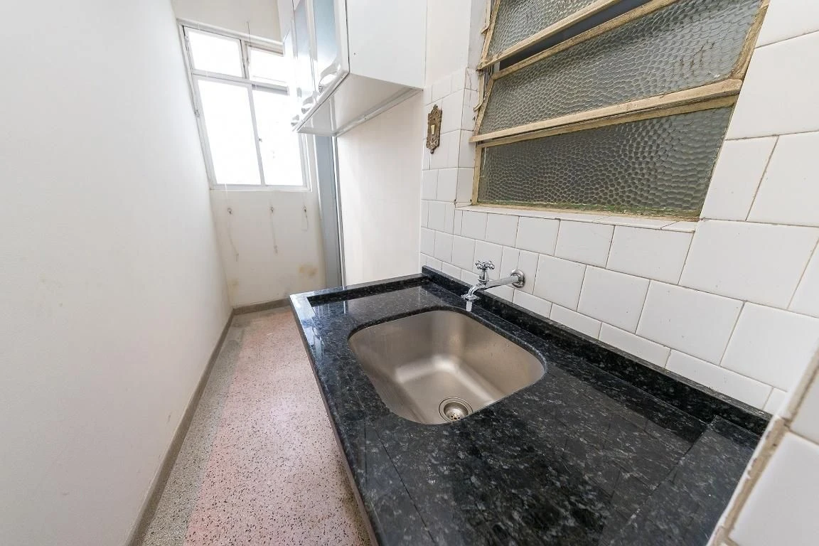 Furnished apartment, 97 m², with a bathtub — photo 63