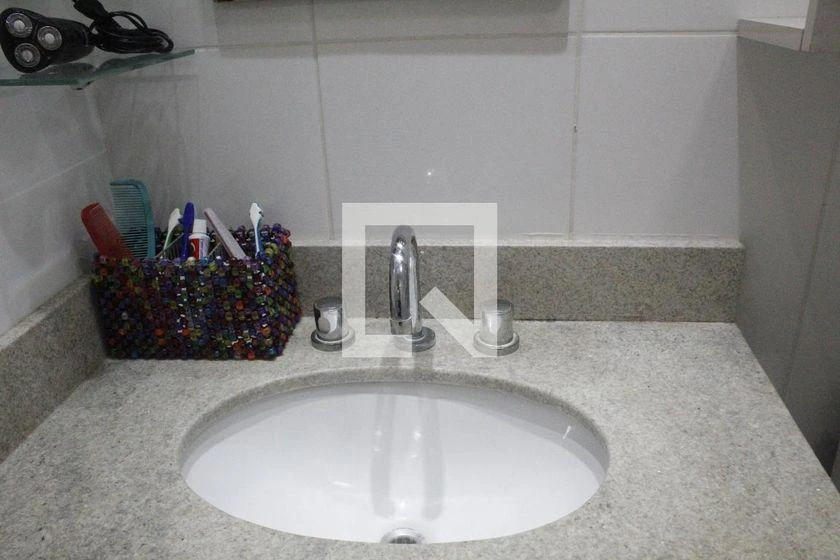 Apartamento amueblado con 2 dormitorios y 1 en suite — photo 23