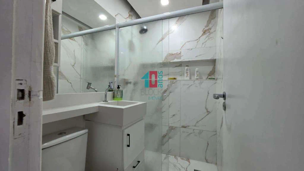 2-bedroom apartment with en-suite and enclosed balcony — photo 8