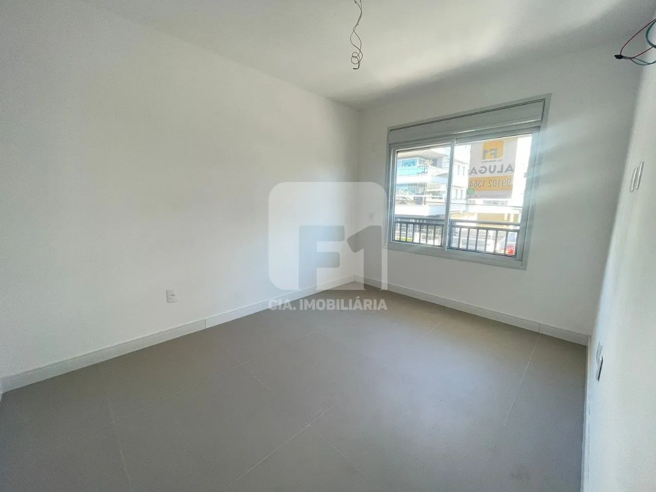 Дом 184 м² с 4 спальнями-сьютами и террасой — photo 25