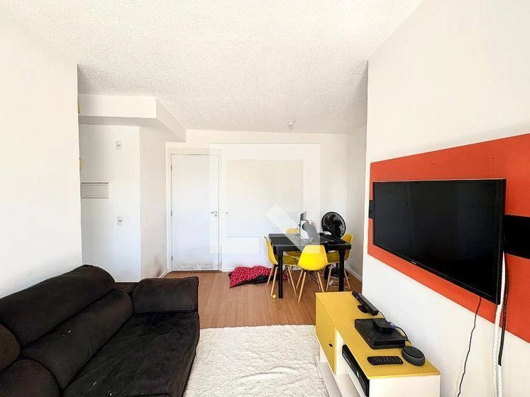 2-bedroom apartment in a building with a gym — photo 10