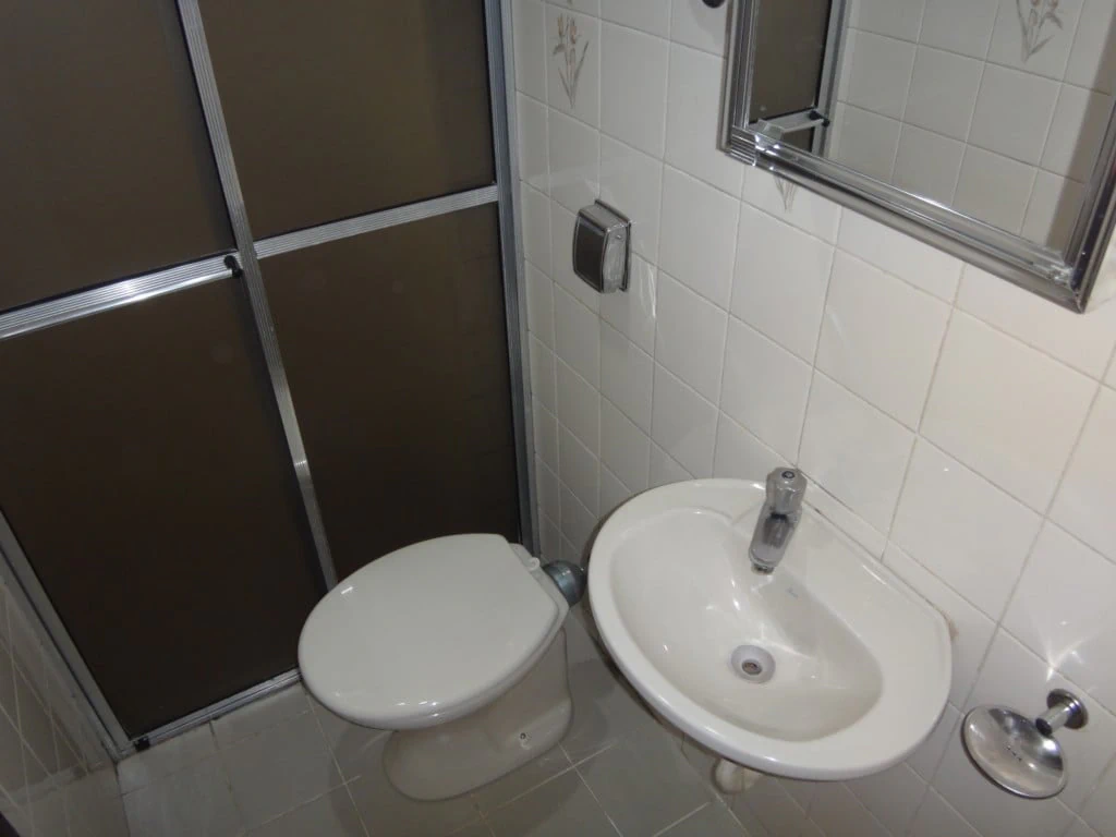 2-bedroom apartment with wood or laminate floors — photo 11
