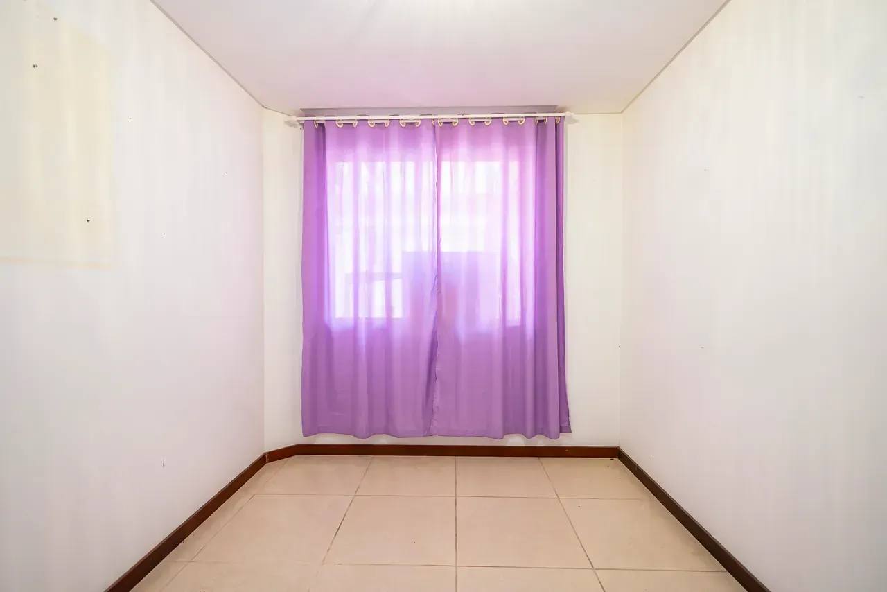 Furnished house with 5 bedrooms and 470 m² — photo 86