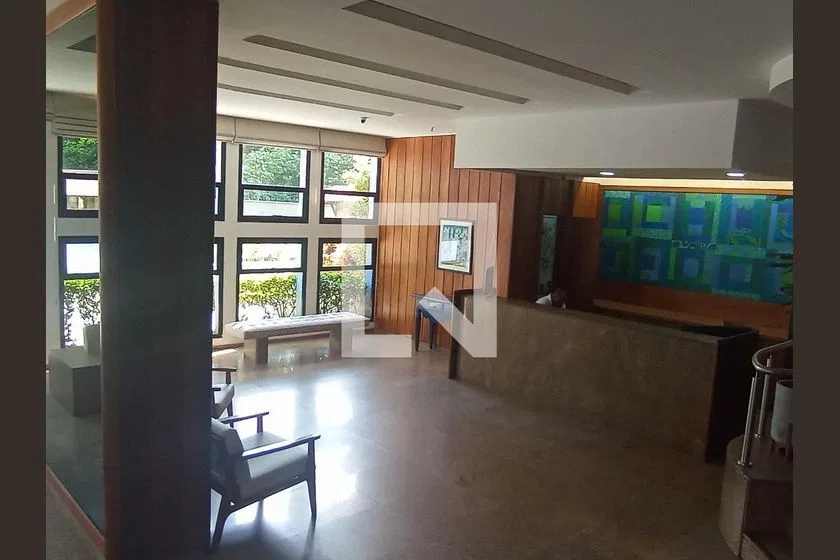Панорамні вікна та 1 спальня: квартира 68 м² — photo 20