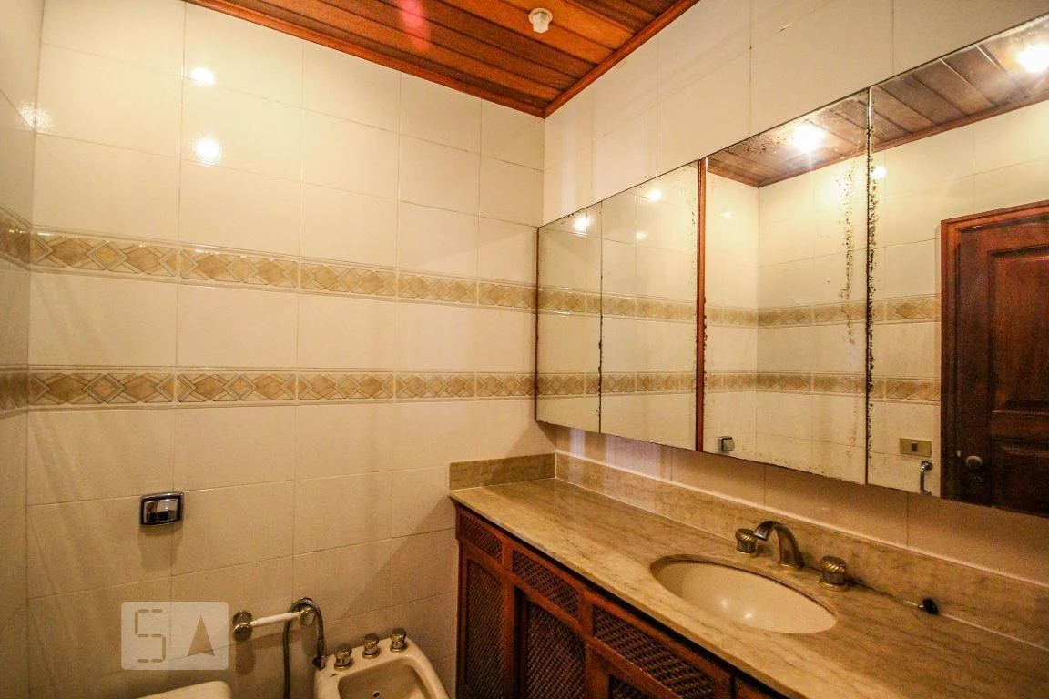 Apartment with 4 bedrooms, 4 baths and 300 m² — photo 41