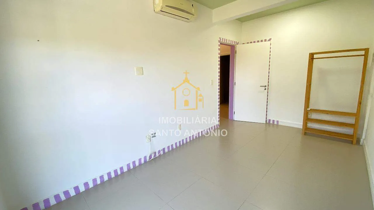 Condo house with 3 en-suite bedrooms and 4 baths, 190 m² — photo 28