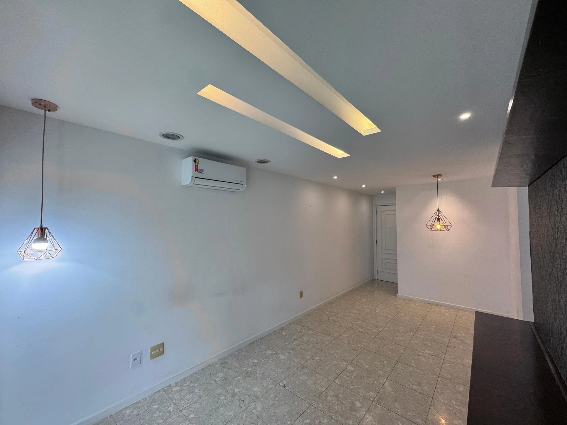 Apartamento mobiliado, 90 m², com varanda envidraçada — photo 19