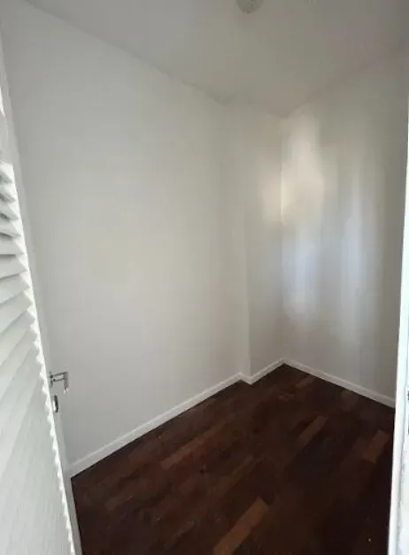 83 m² apartment with 2 bedrooms and 2 bathrooms — photo 18