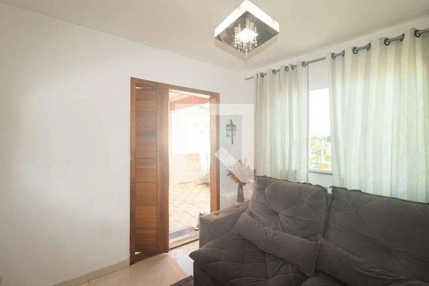 Casa mobiliada com 2 quartos, 1 banheiro e 80 m² — photo 20