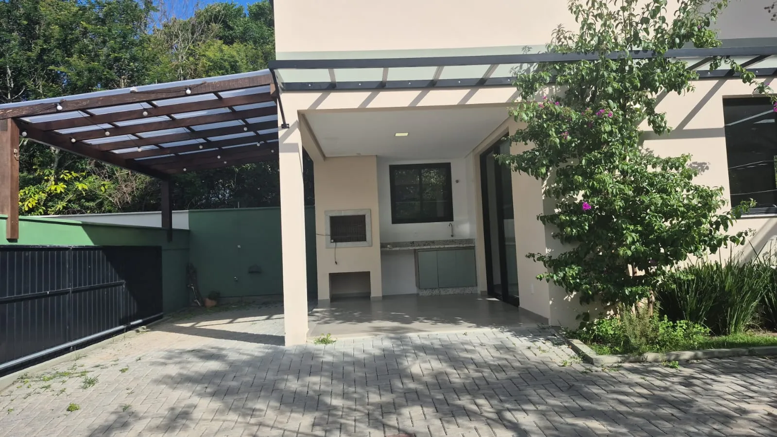 Casa de 3 dormitorios con balcón gourmet — photo 23
