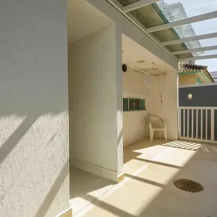 Furnished house, 470 m², with a bathtub — photo 38