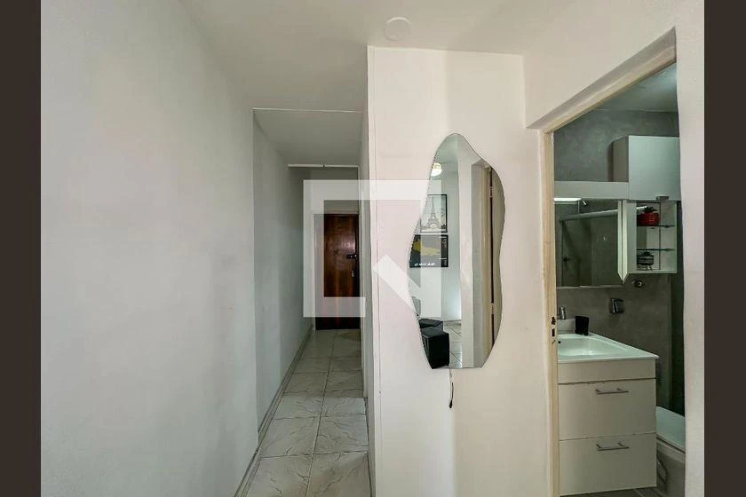 Робоче місце та 1 спальня: квартира 37 м² — photo 33
