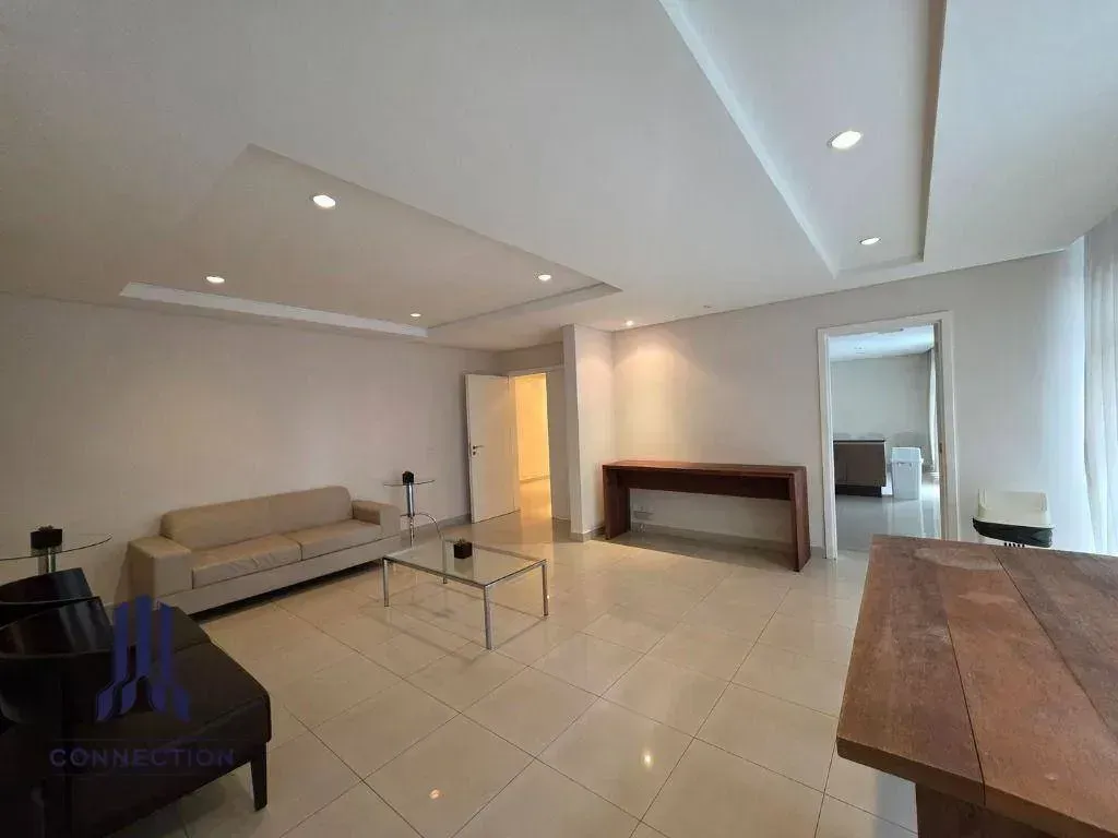 Furnished 2-bedroom apartment with open-plan gas kitchen — photo 29