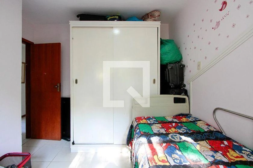 Casa mobiliada com 4 quartos e cozinha em conceito aberto — photo 33