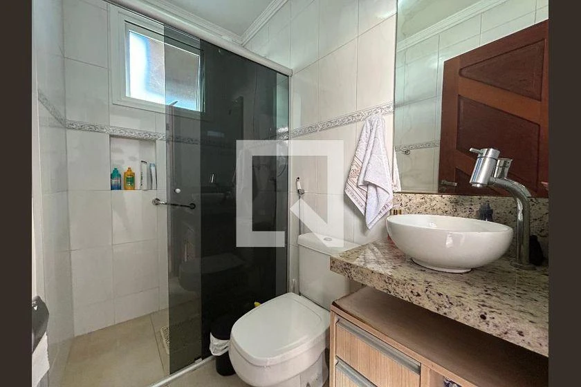 Furnished 284 m² house with 4 bedrooms and balcony — photo 45