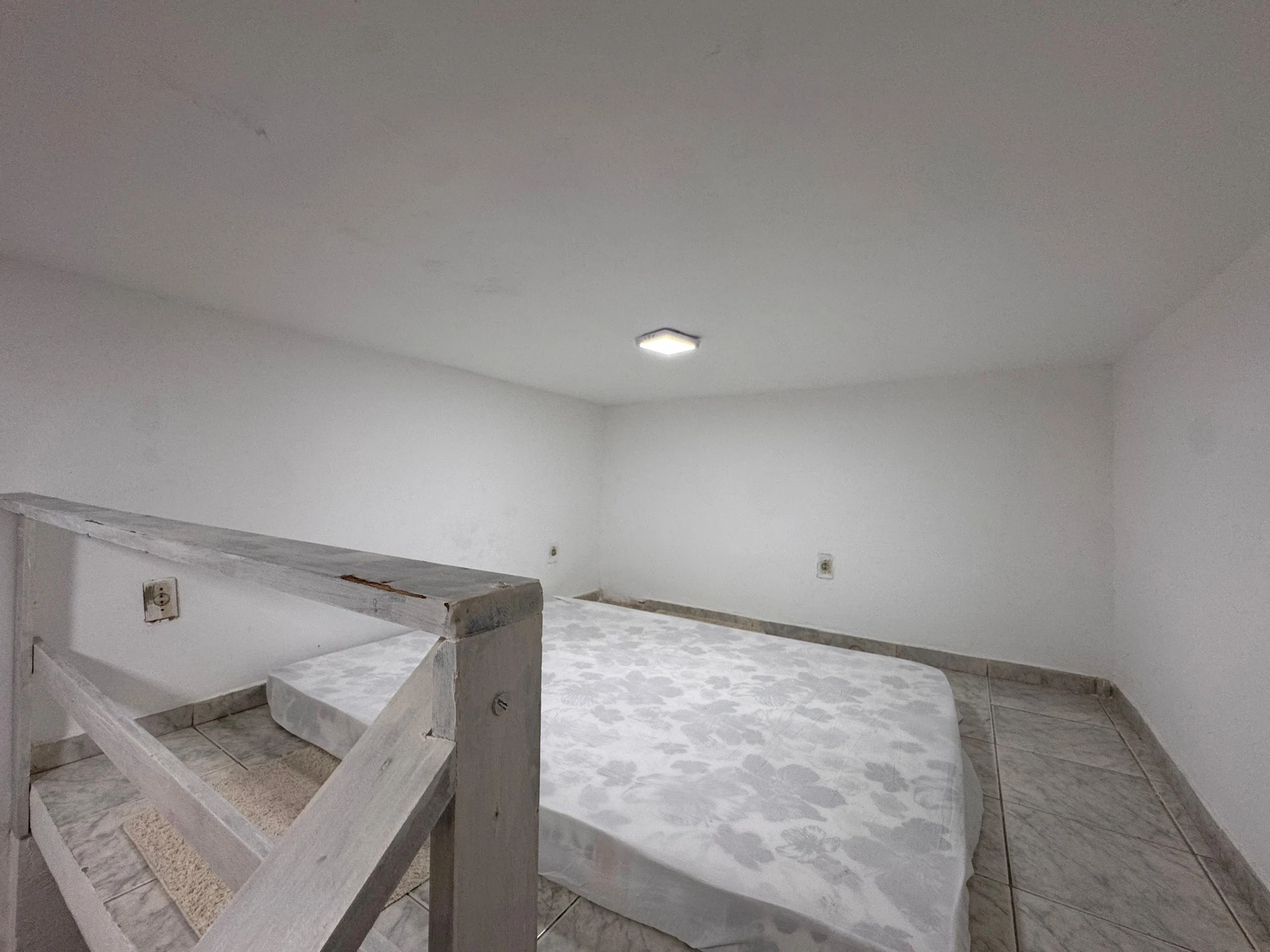 Washing machine in a one-bedroom house, 76 m² — photo 35