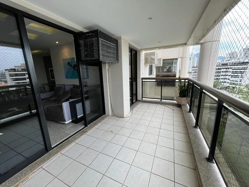 Apartamento mobiliado com 2 dormitórios e varanda — photo 23