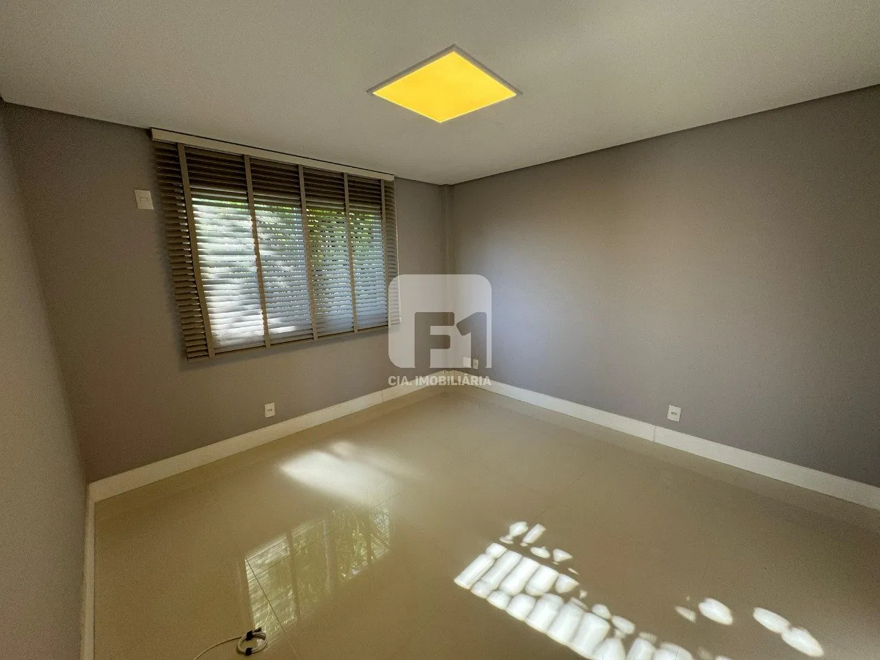 Furnished house with 7 bedrooms and a real desk — photo 63