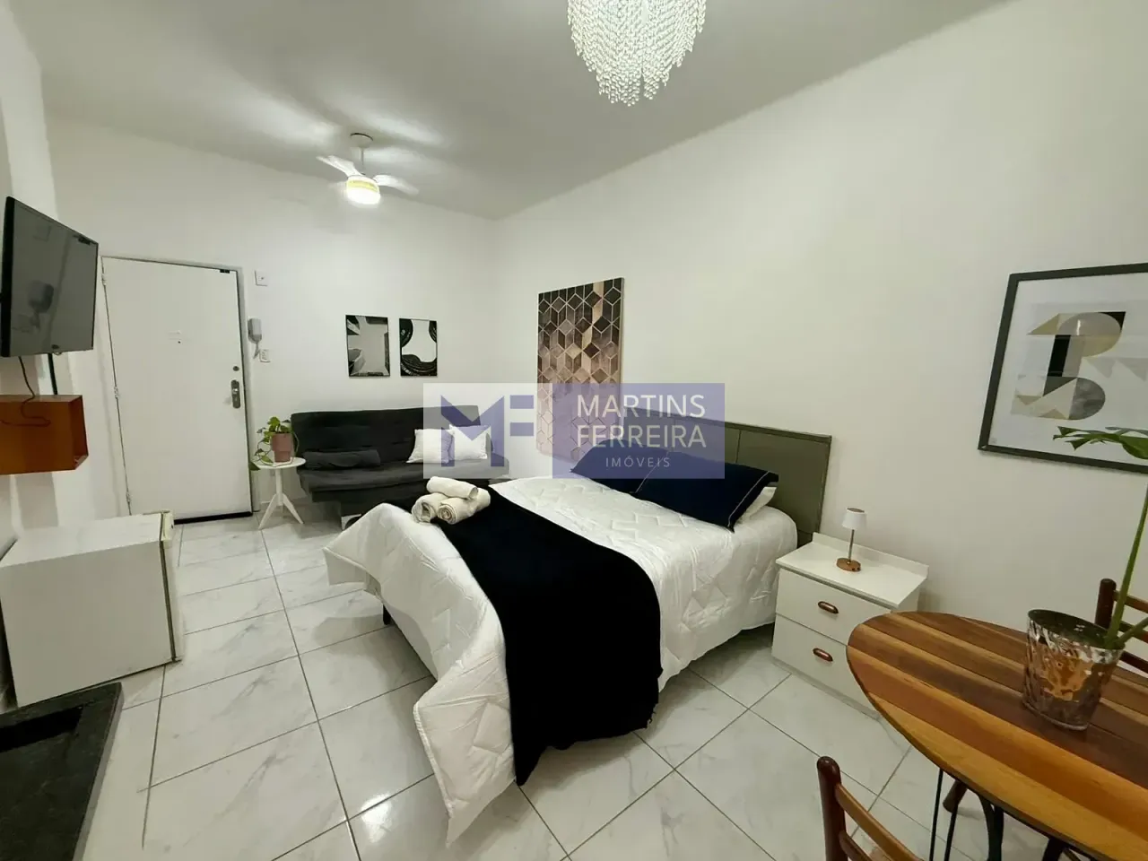 Rental studio with 1 bedroom and 1 bathroom — photo 4