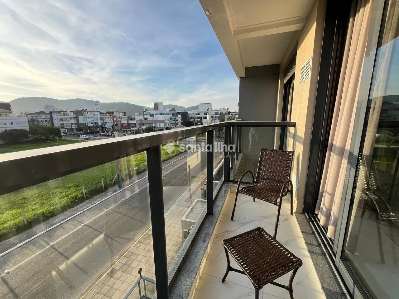 Мебльована квартира з 1 спальнею 63 м² на 3 поверсі — photo 2