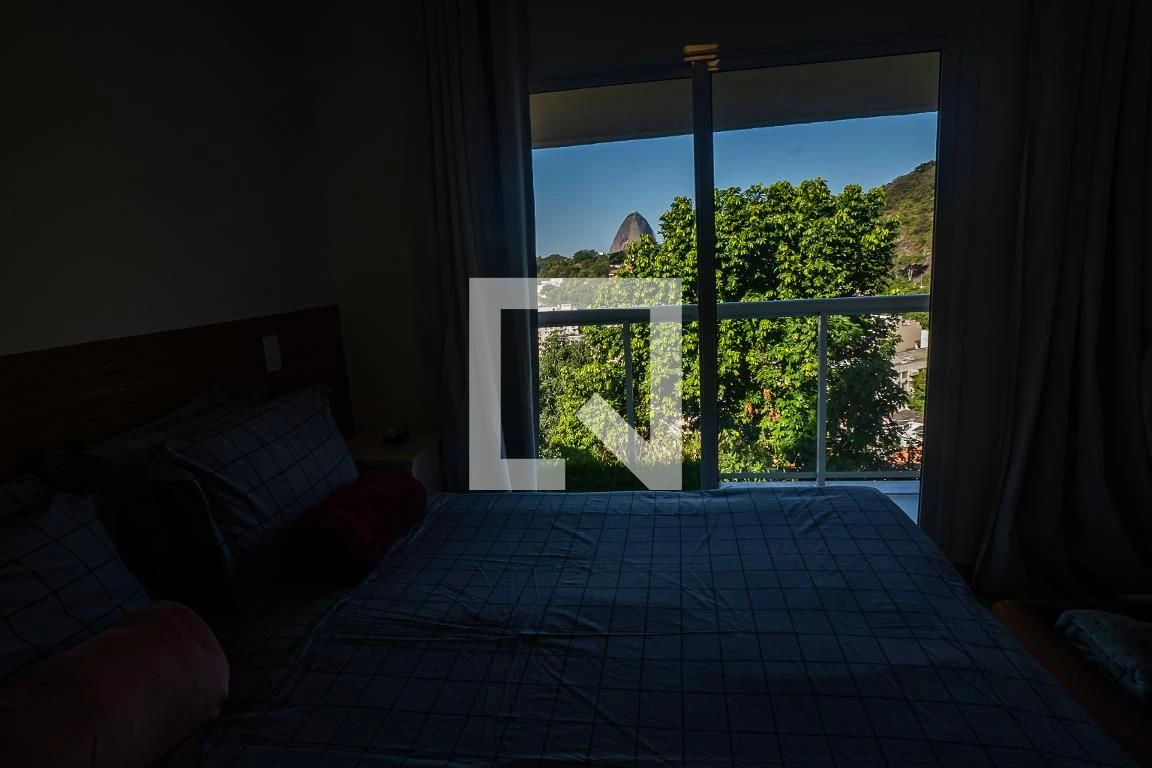 Casa mobiliada, 120 m², com janelas do piso ao teto — photo 35