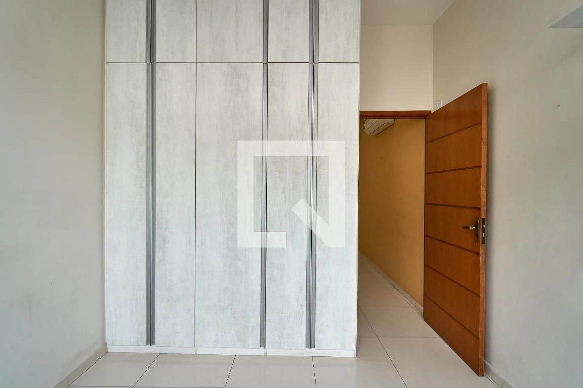 Apartamento com 3 quartos e 1 vaga, cozinha fechada — photo 6