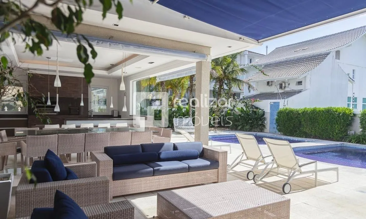 Casa mobiliada com 9 quartos e área externa privativa — photo 28