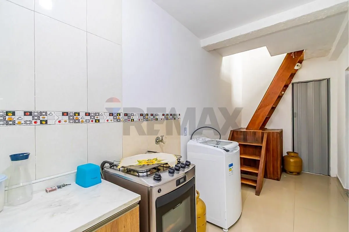 Furnished house with 7 bedrooms and 5 bathrooms — photo 38
