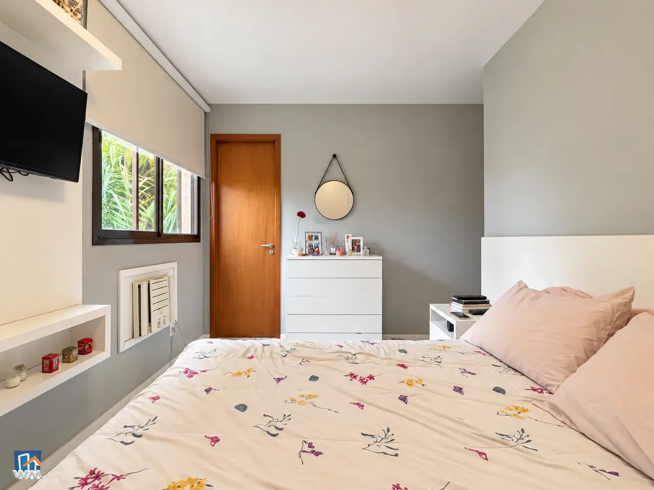 Furnished apartment, 80 m², with a walk-in closet — photo 9