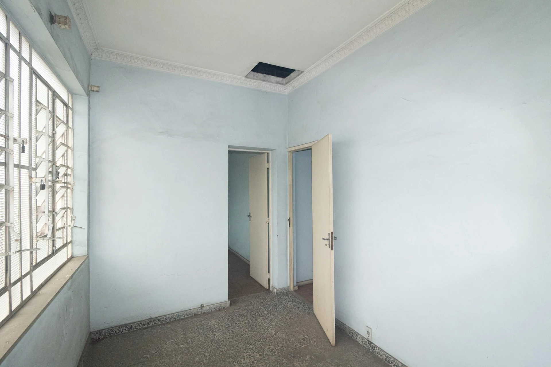 6 quartos e jardim: casa de 263 m² — photo 44
