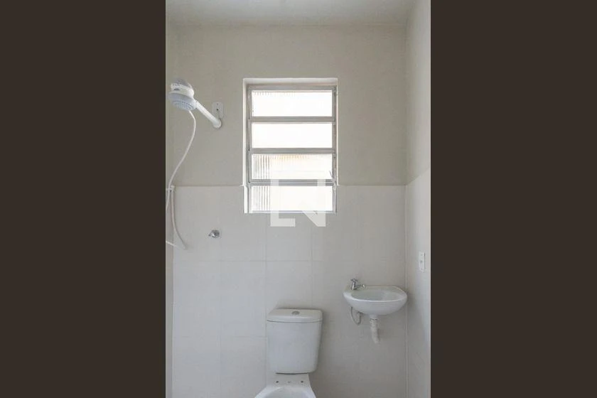 Apartamento de 1 dormitorio con suelos de azulejo — photo 4