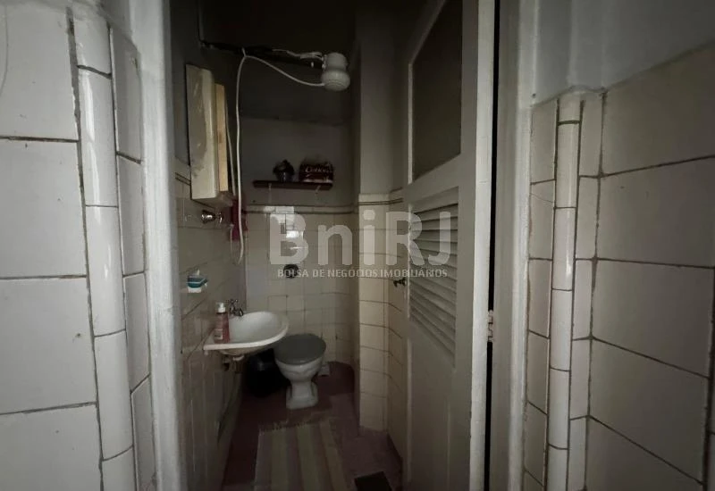 74 m² apartment with a home office and a washing machine — photo 10