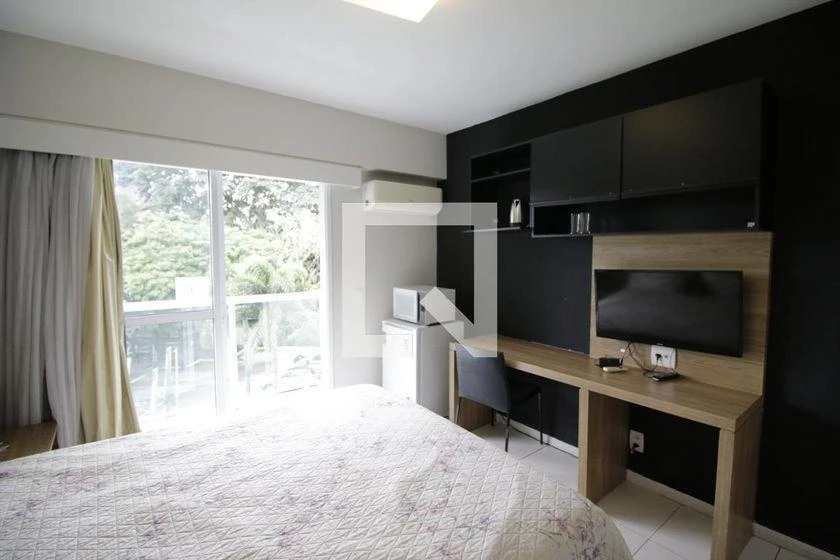 Furnished 2-bedroom apartment with 67 m² — photo 32