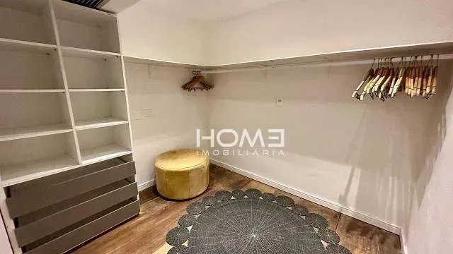 Меблированный дом с 5 спальнями и 700 м² — photo 40