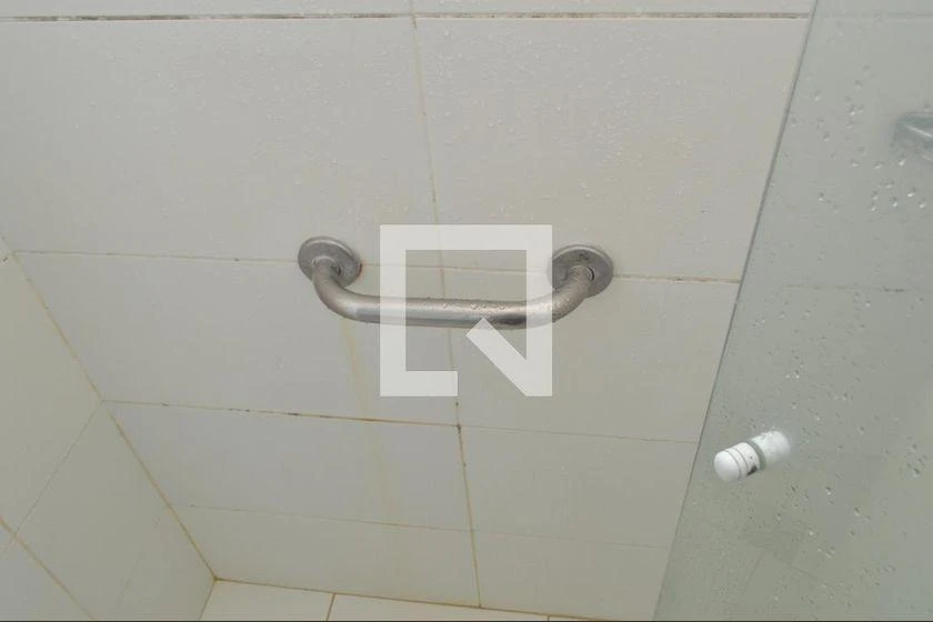 1-bedroom furnished apartment with glass shower cabin — photo 31