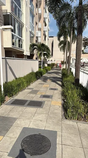 Apartamento de 3 dormitorios de 68 m² con cocina cerrada — photo 11