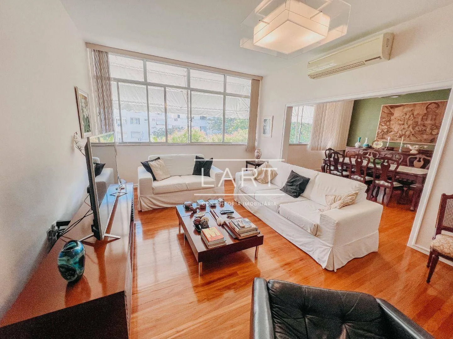 Home office in a 3-bedroom apartment, 160 m² — photo 6