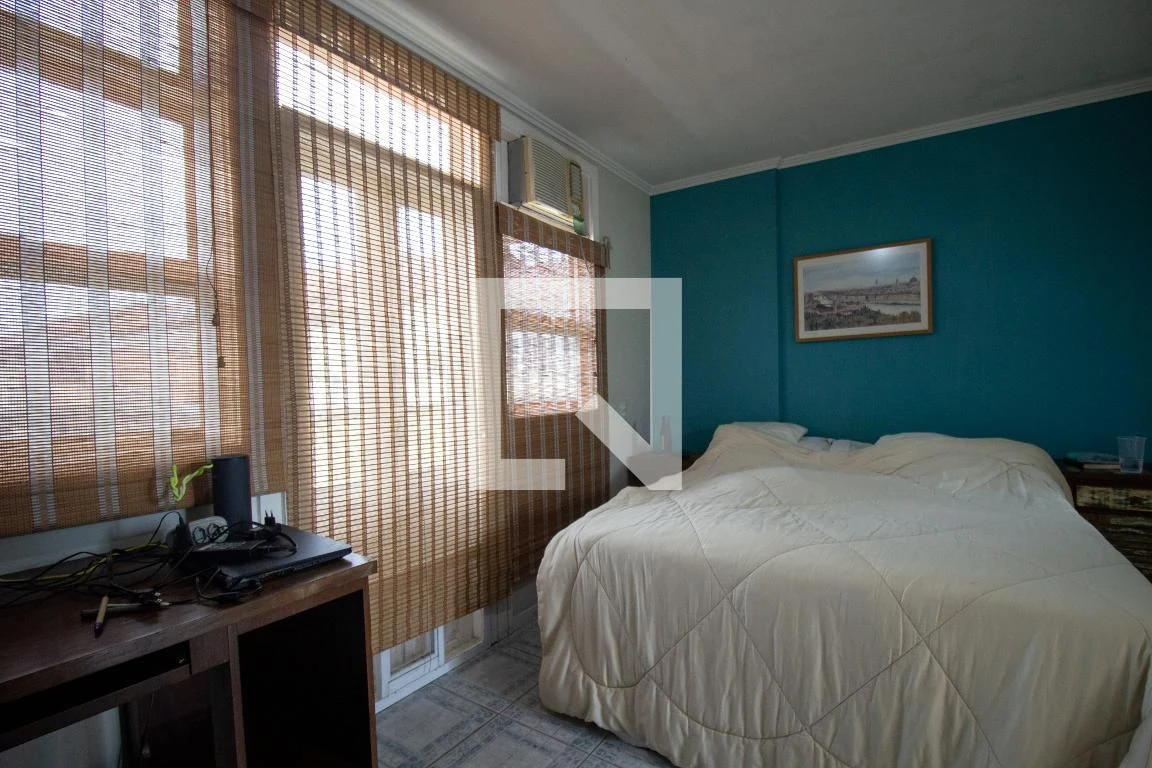 4-bedroom house with a walk-in closet in Rio de Janeiro — photo 46
