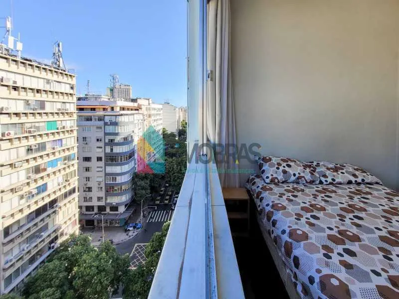 Furnished 1-bedroom apartment with city view — photo 5
